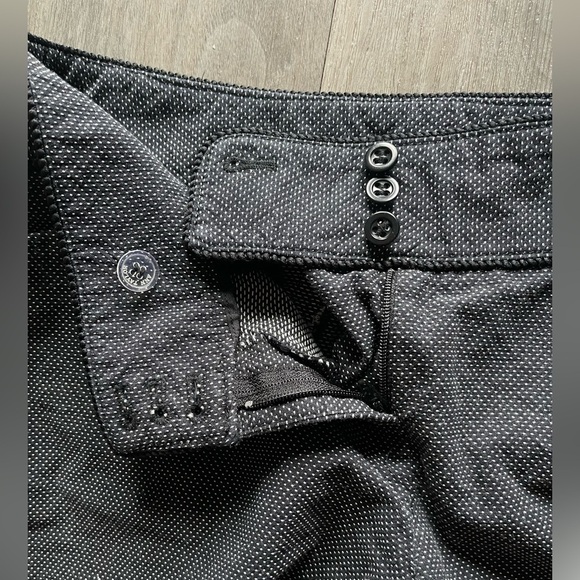 Ann Taylor Black White Dots Casual Shorts Women’s 2 Petite - Picture 5 of 8